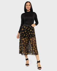 Load image into Gallery viewer, MUSTARD &amp; BLACK FLORAL MESH 3/4 PANTS
