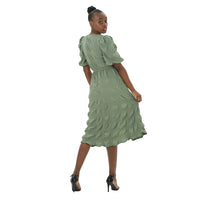 Load image into Gallery viewer, OLIVE 3/4 PUFF SLEEVE MIDI DRESS
