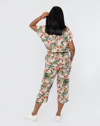 Load image into Gallery viewer, PEACH/GREEN &amp; NUDE FLORAL 3/4 PANTS
