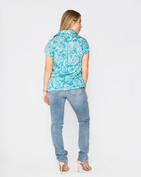 Load image into Gallery viewer, TURQUOISE &amp; WHITE FLORAL COLLAR BLOUSE
