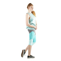 Load image into Gallery viewer, GREY &amp; AQUA 3/4 GYM TIGHTS
